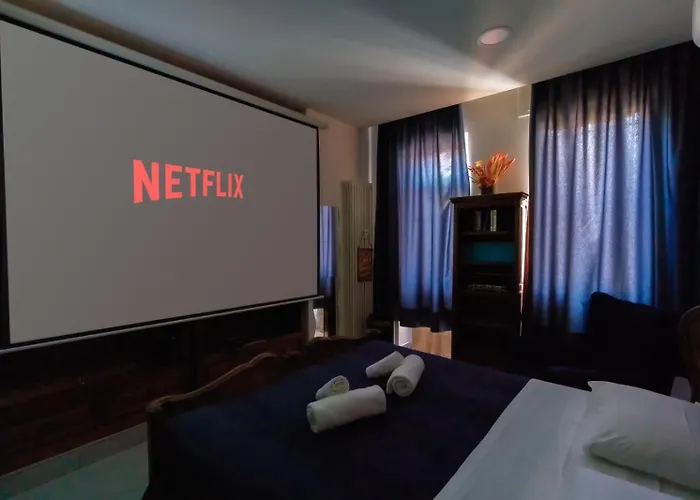 La Casa De Papel كومو